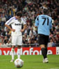 Nistelrooy (Real) - Nikopolidis (Olympiakos)